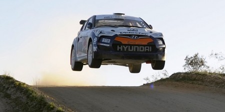 hyundai-veloster-rally-auto