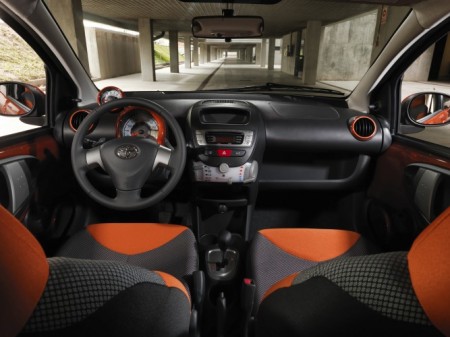 Toyota AYGO Innenraum