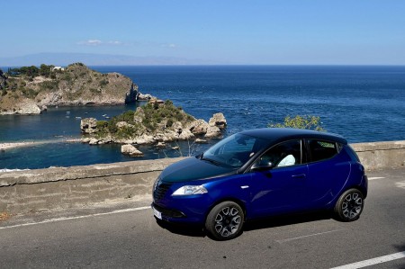 Lancia Ypsilon S MOMODESIGN