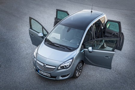 Opel Meriva offene Türen